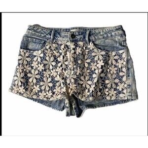 Roxy Women's Crochet floral Pink Acid‎ Wash Overlay Denim Shorts Size 7